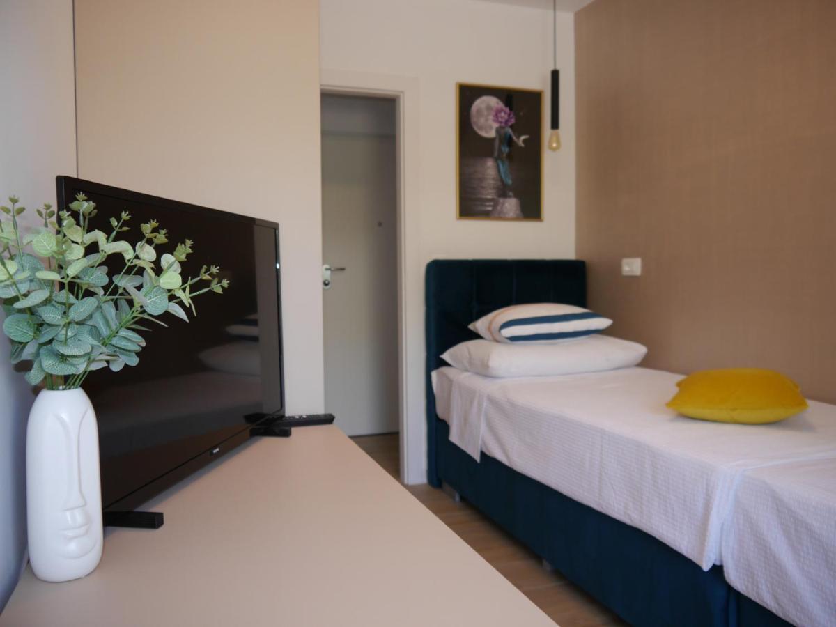 Apartment "Mon Ami" Trogir Exterior photo