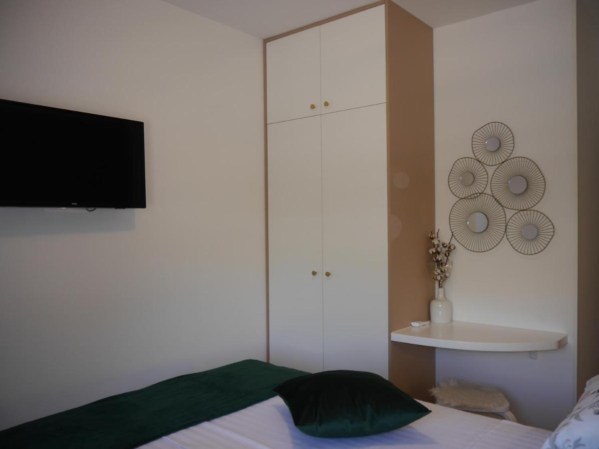 Apartment "Mon Ami" Trogir Exterior photo