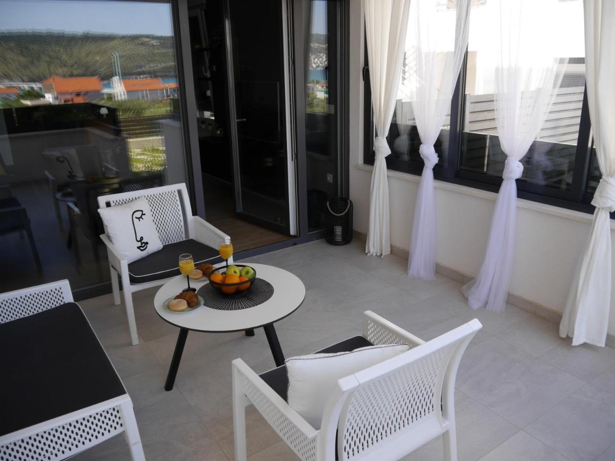 Apartment "Mon Ami" Trogir Exterior photo